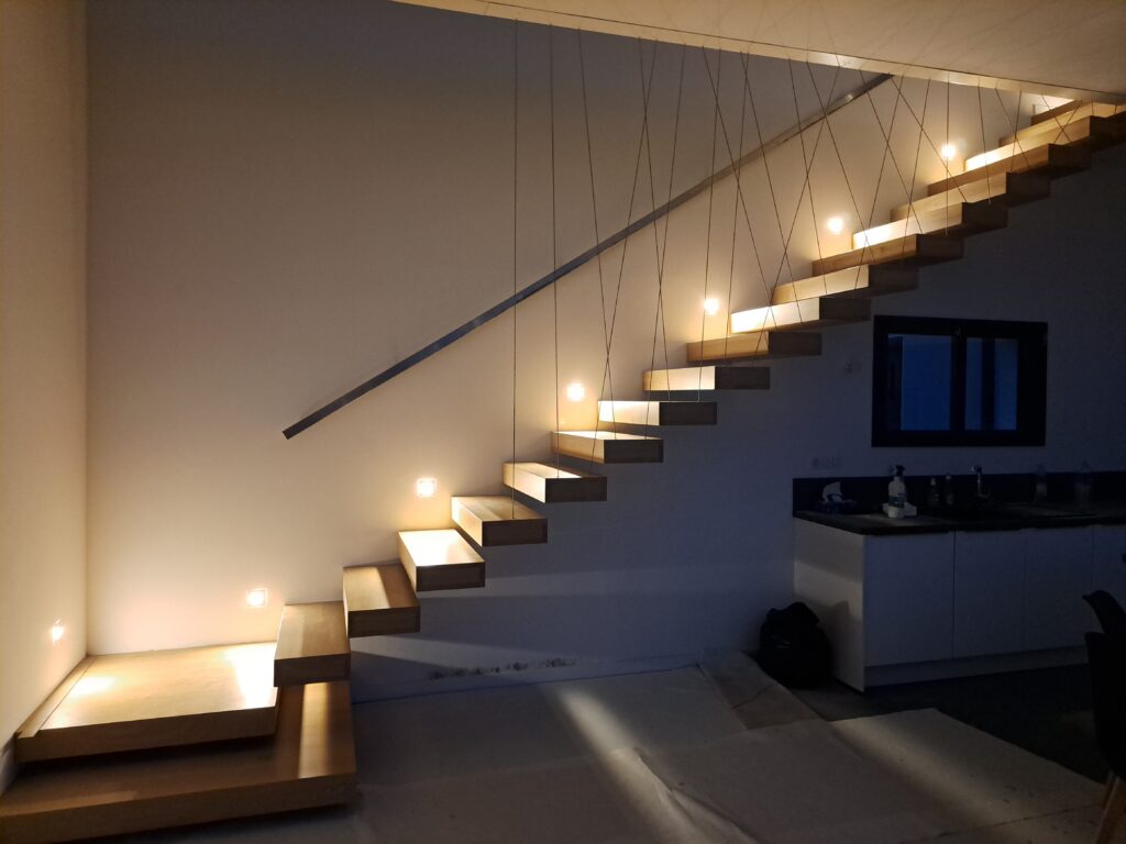 escalier suspendu