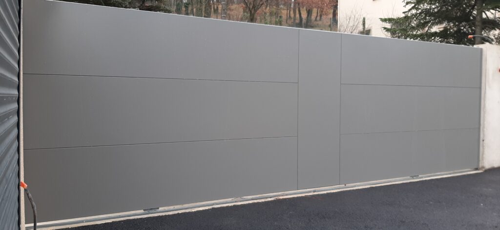 portail acier et epoxy