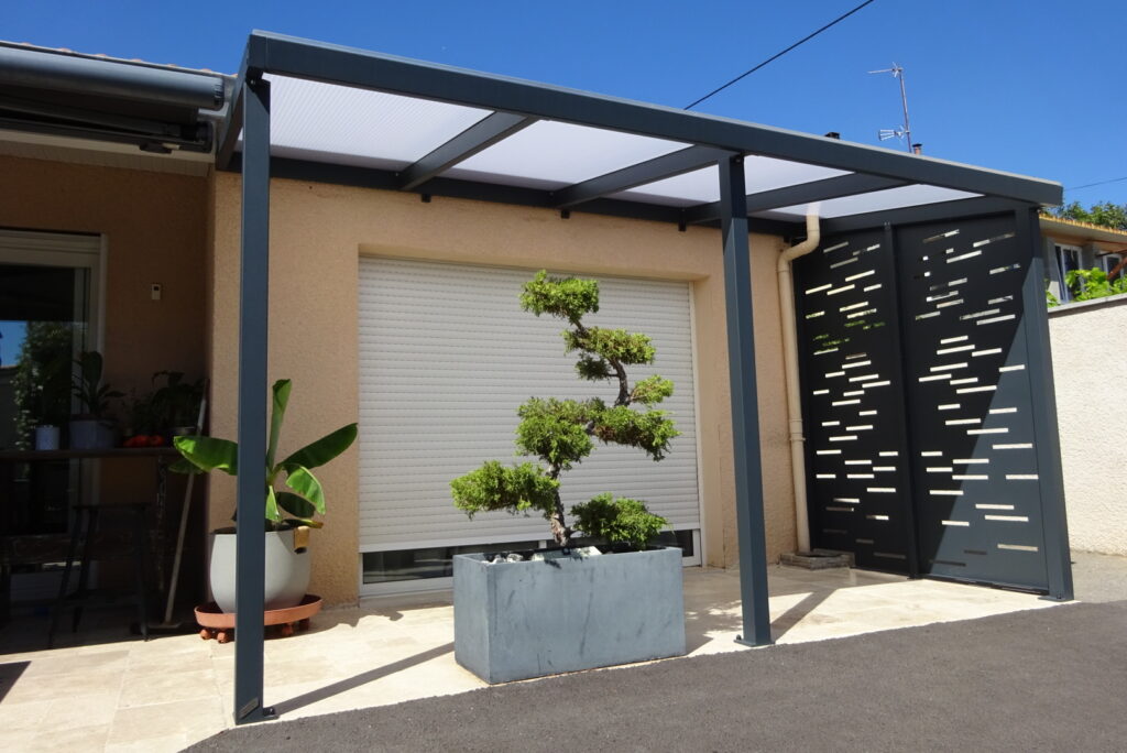 pergola acier et polycarbonate